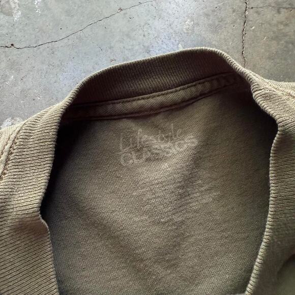 Deer hunting t shirt size medium - Picture 3 of 4